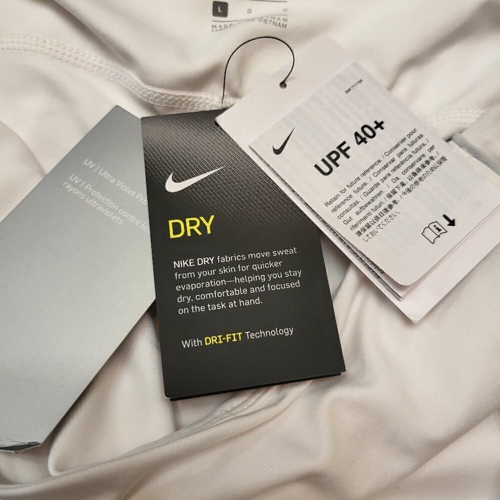 Nike white with light grey stripe skorts Size Large NWT - Picture 10 of 12